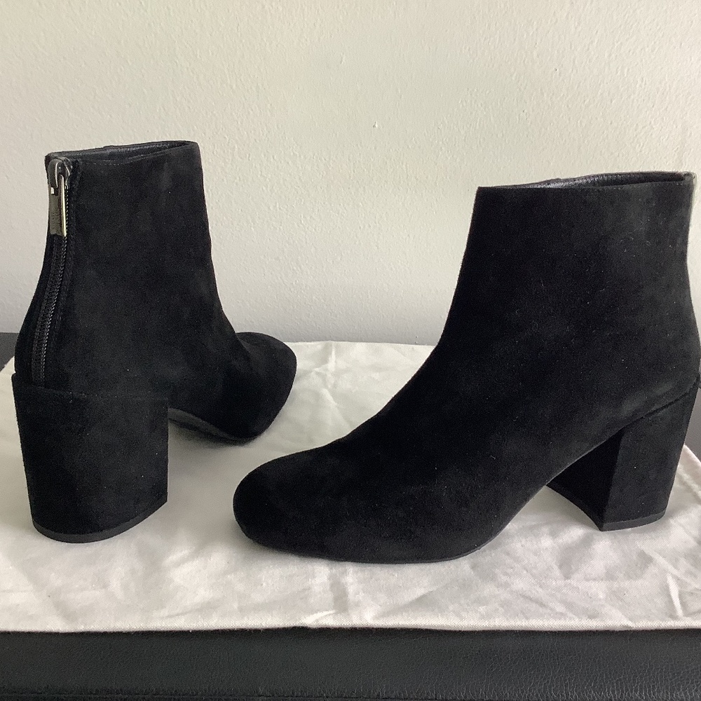 STUART WEITZMAN BLACK Suede heeled short boots size 9 Made in Italy